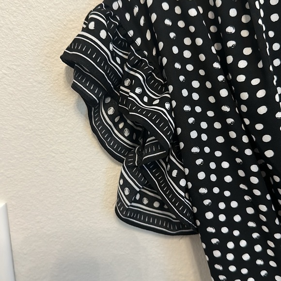 Max Studio (S) wrap style black white polka dot dress elastic waist and pockets - Picture 3 of 7